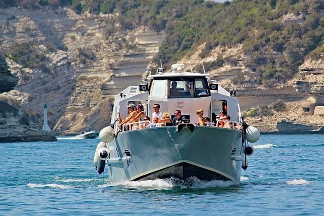 Chasing Thrills: Romantic Must-Visit Adventure Vacations Chasing Thrills: Romantic Must-Visit Adventure Vacations